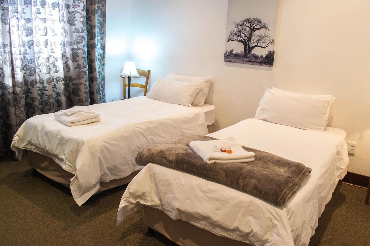 Premier Hotel And Spa Cullinan Extérieur photo